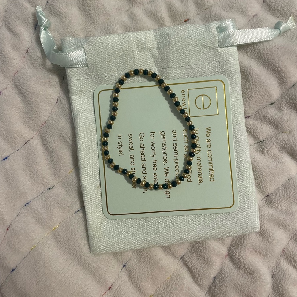 Chic Gold and dark green Beaded Bracelet